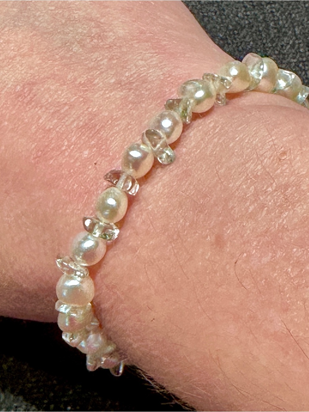 Elegant Pearl and Aquamarine Stretch Bracelet